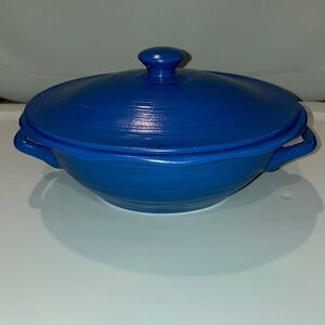 Corningware Creations Stoneware Blue 2Qt. 2 quart 1.9L Oval Casserole Dish & Lid